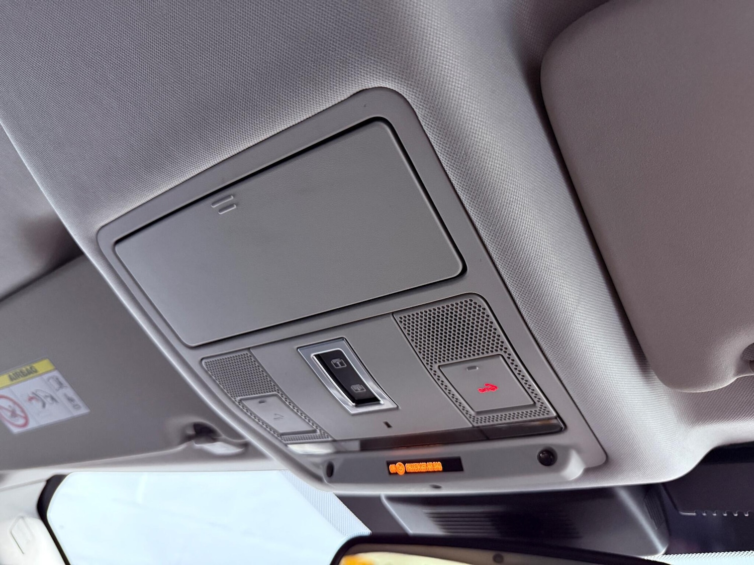 Used Land Rover Discovery Sport 2016 for sale - 76239850: Photo 14