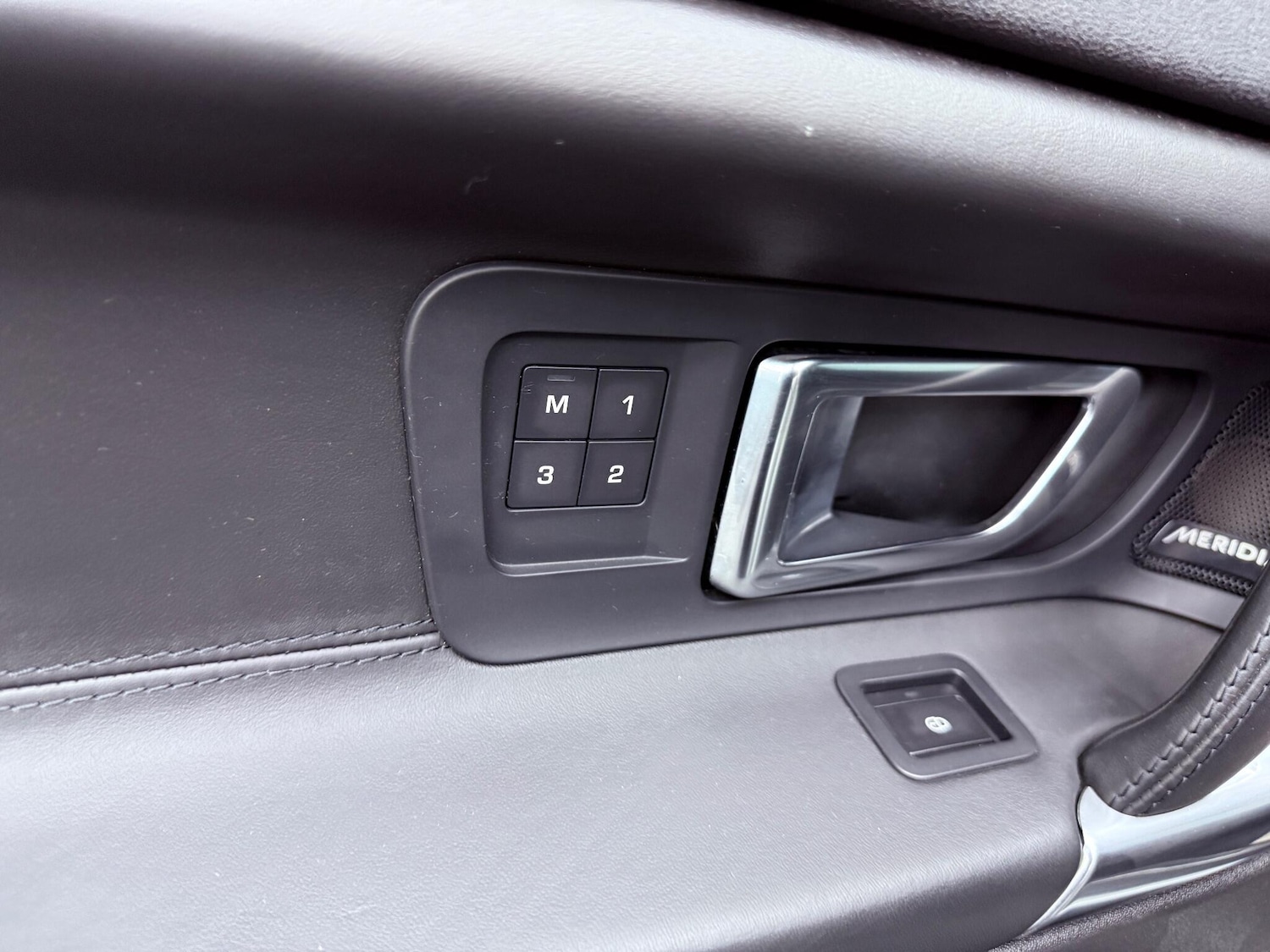 Used Land Rover Discovery Sport 2016 for sale - 76239850: Photo 28