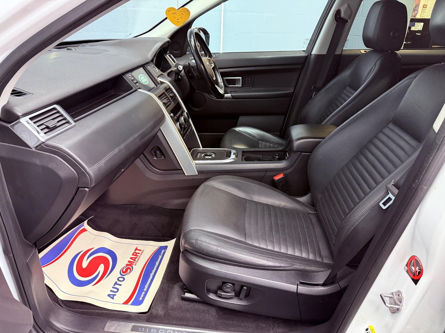 Used Land Rover Discovery Sport 2016 for sale - 76239850: Photo 34