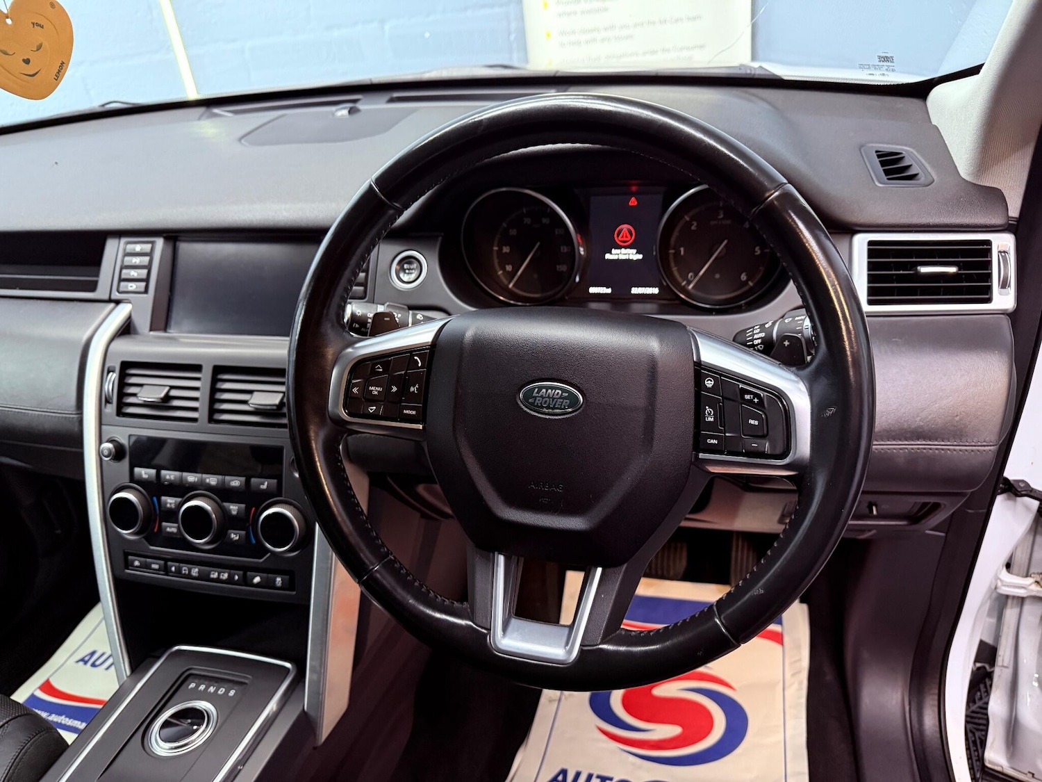 Used Land Rover Discovery Sport 2016 for sale - 76239850: Photo 54