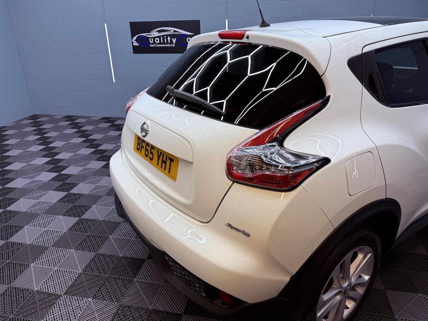 Used Nissan Juke 2015 for sale - 76992618: Photo 36