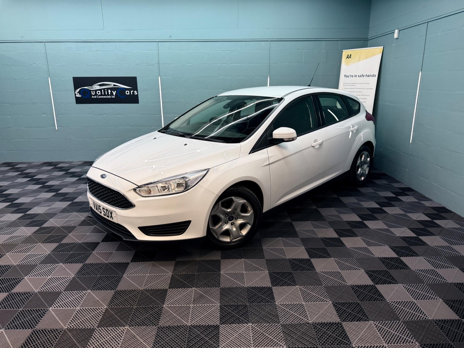 Used Ford Focus 2015 for sale - 77611841: Photo 3