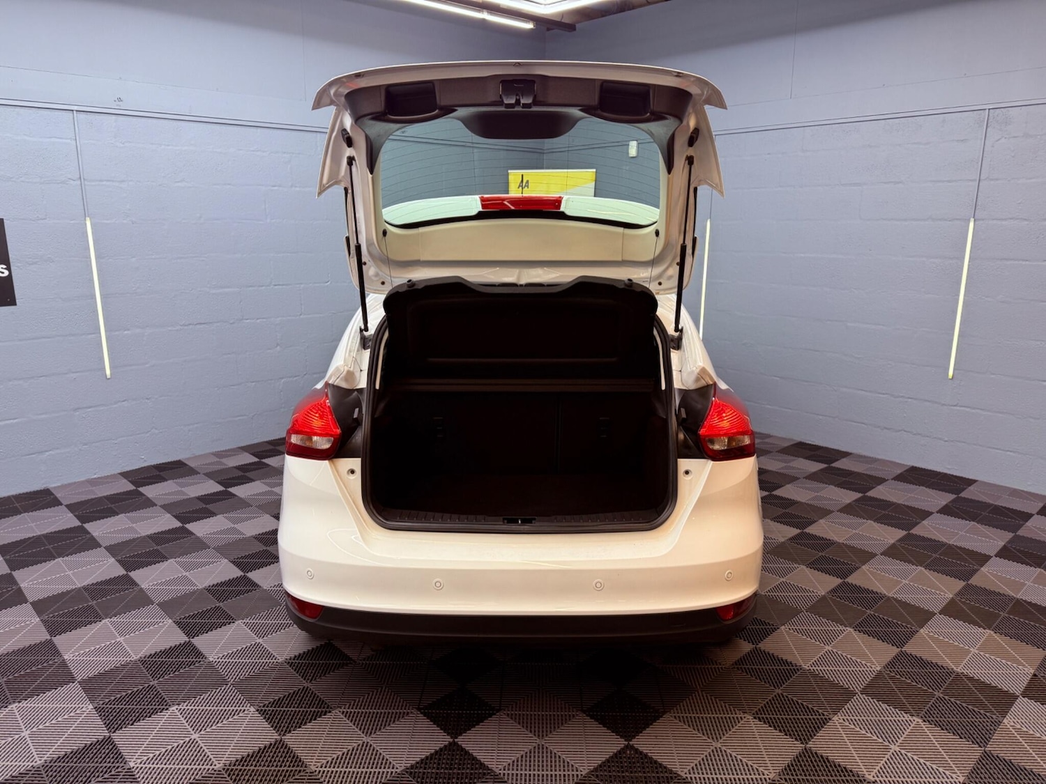 Used Ford Focus 2015 for sale - 77611841: Photo 30