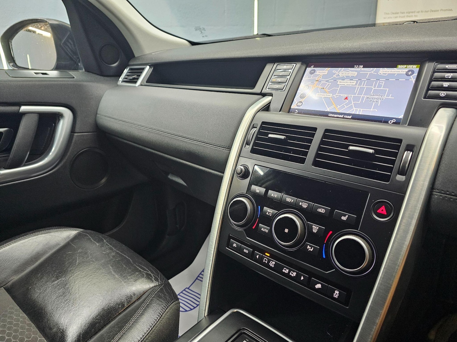 Used Land Rover Discovery Sport 2017 for sale - 75927584: Photo 13