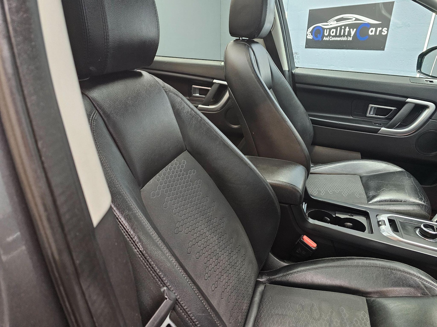 Used Land Rover Discovery Sport 2017 for sale - 75927584: Photo 15