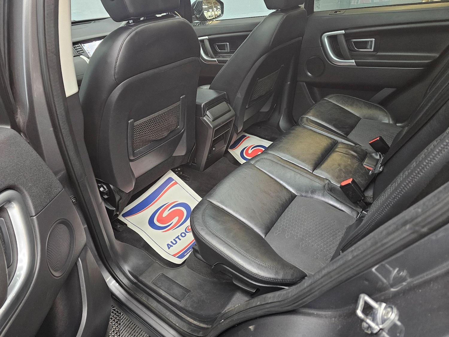 Used Land Rover Discovery Sport 2017 for sale - 75927584: Photo 18