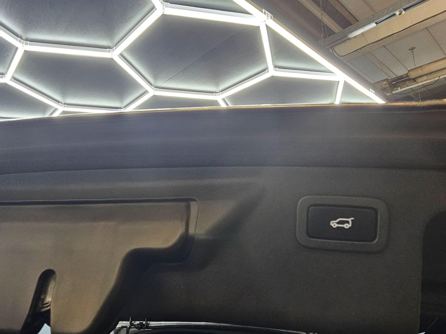 Used Land Rover Discovery Sport 2017 for sale - 75927584: Photo 22