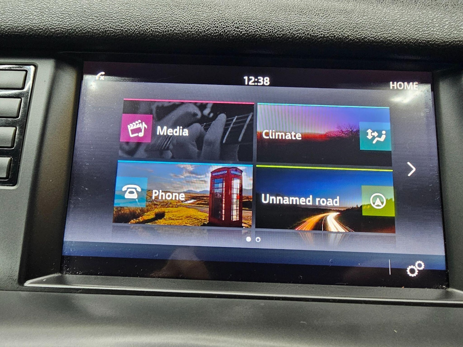 Used Land Rover Discovery Sport 2017 for sale - 75927584: Photo 31