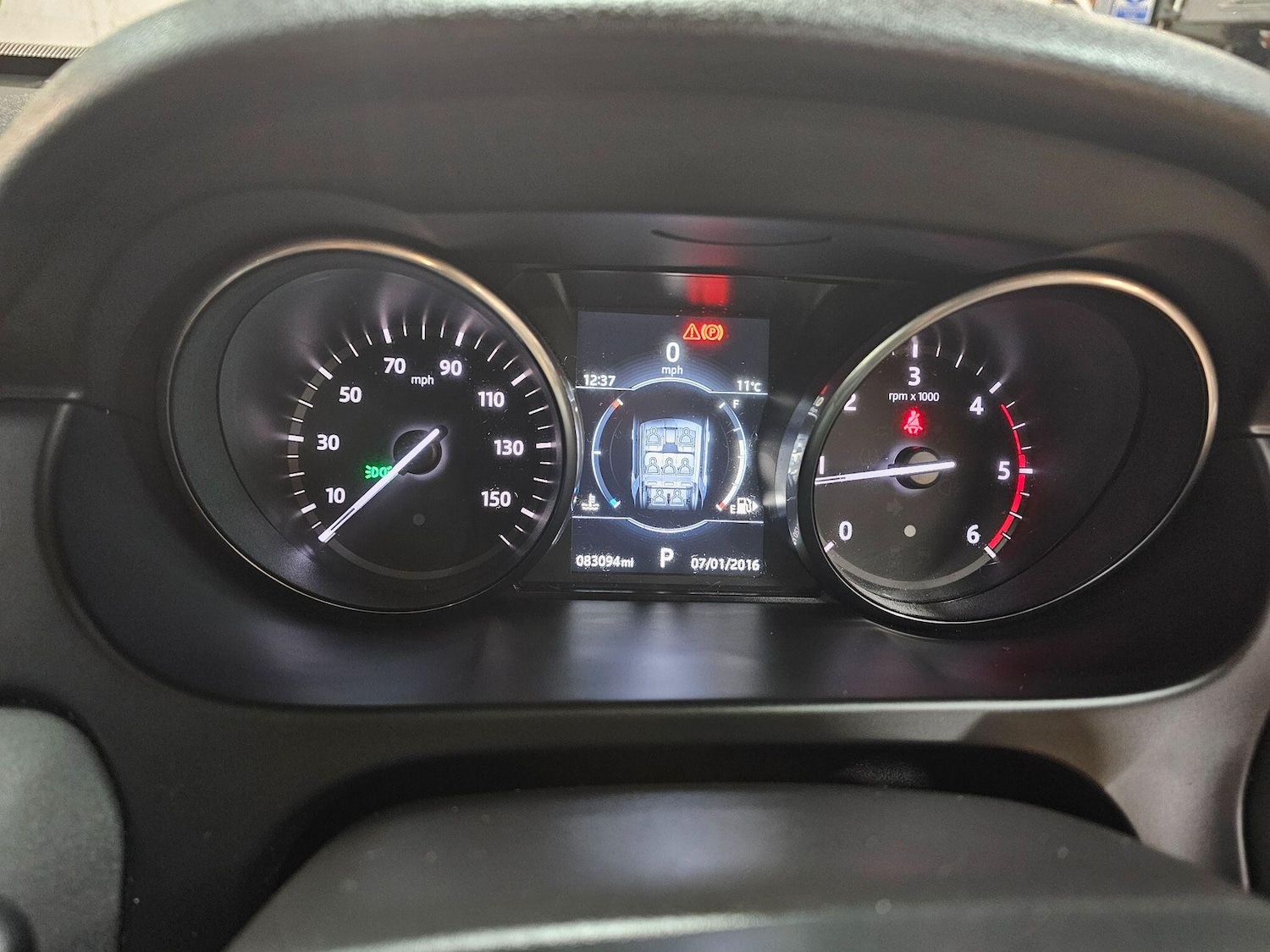 Used Land Rover Discovery Sport 2017 for sale - 75927584: Photo 33