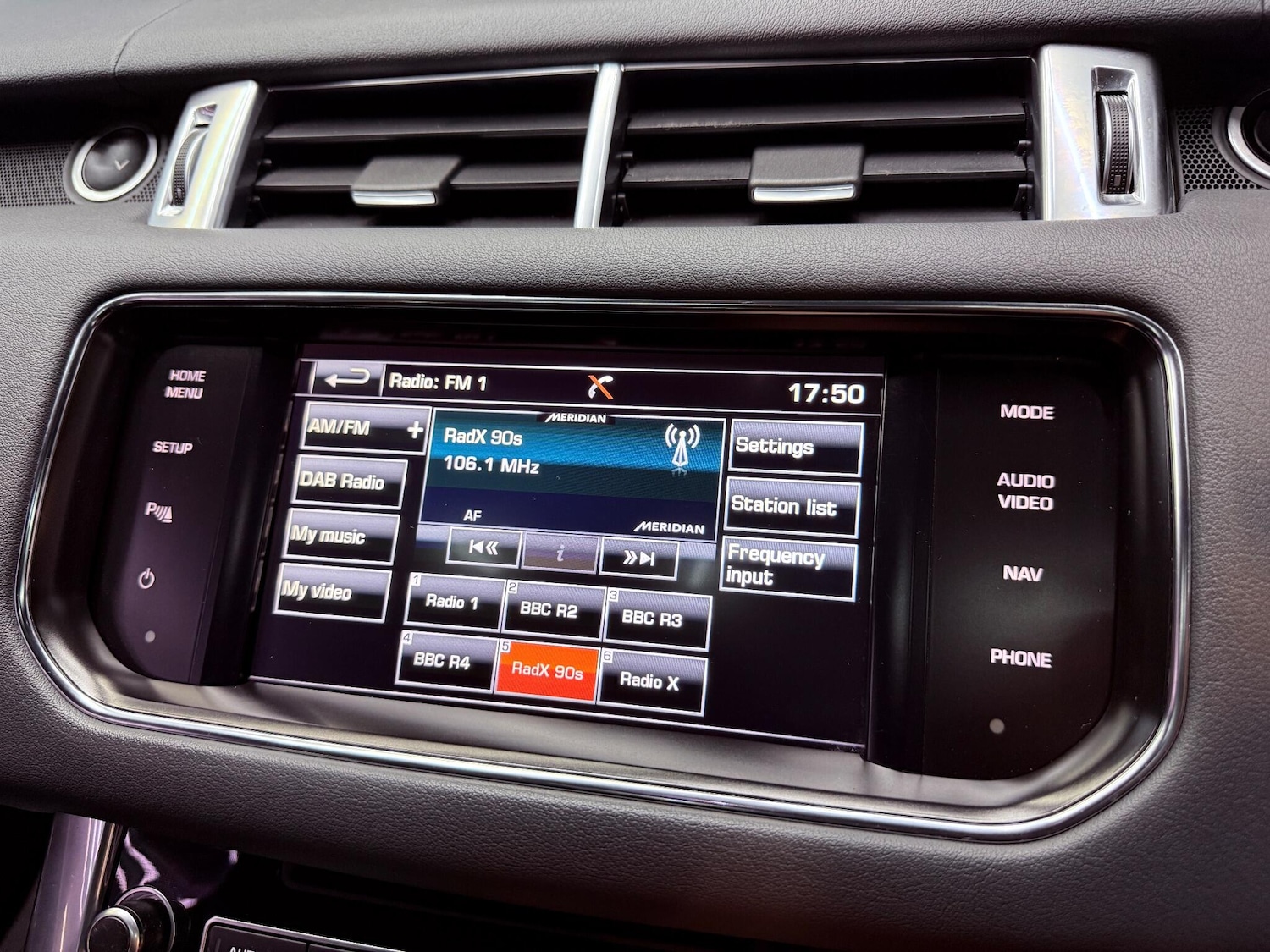 Used Land Rover Range Rover Sport 2015 for sale - 76765490: Photo 17