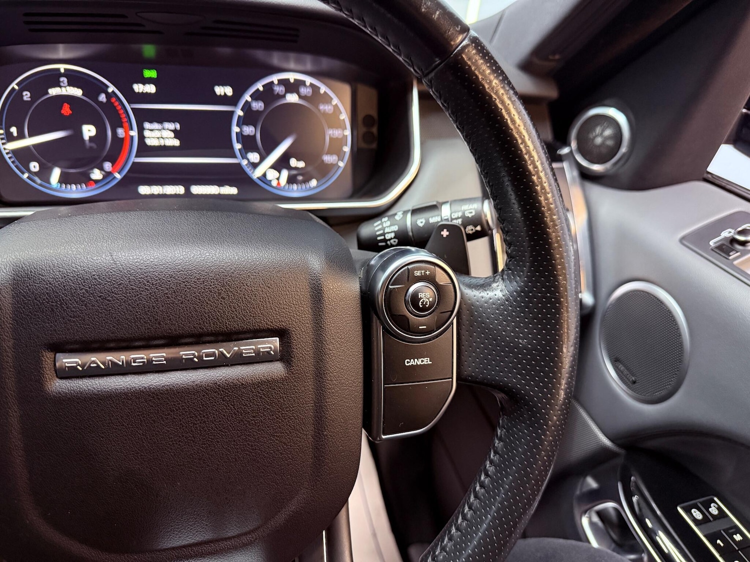 Used Land Rover Range Rover Sport 2015 for sale - 76765490: Photo 27