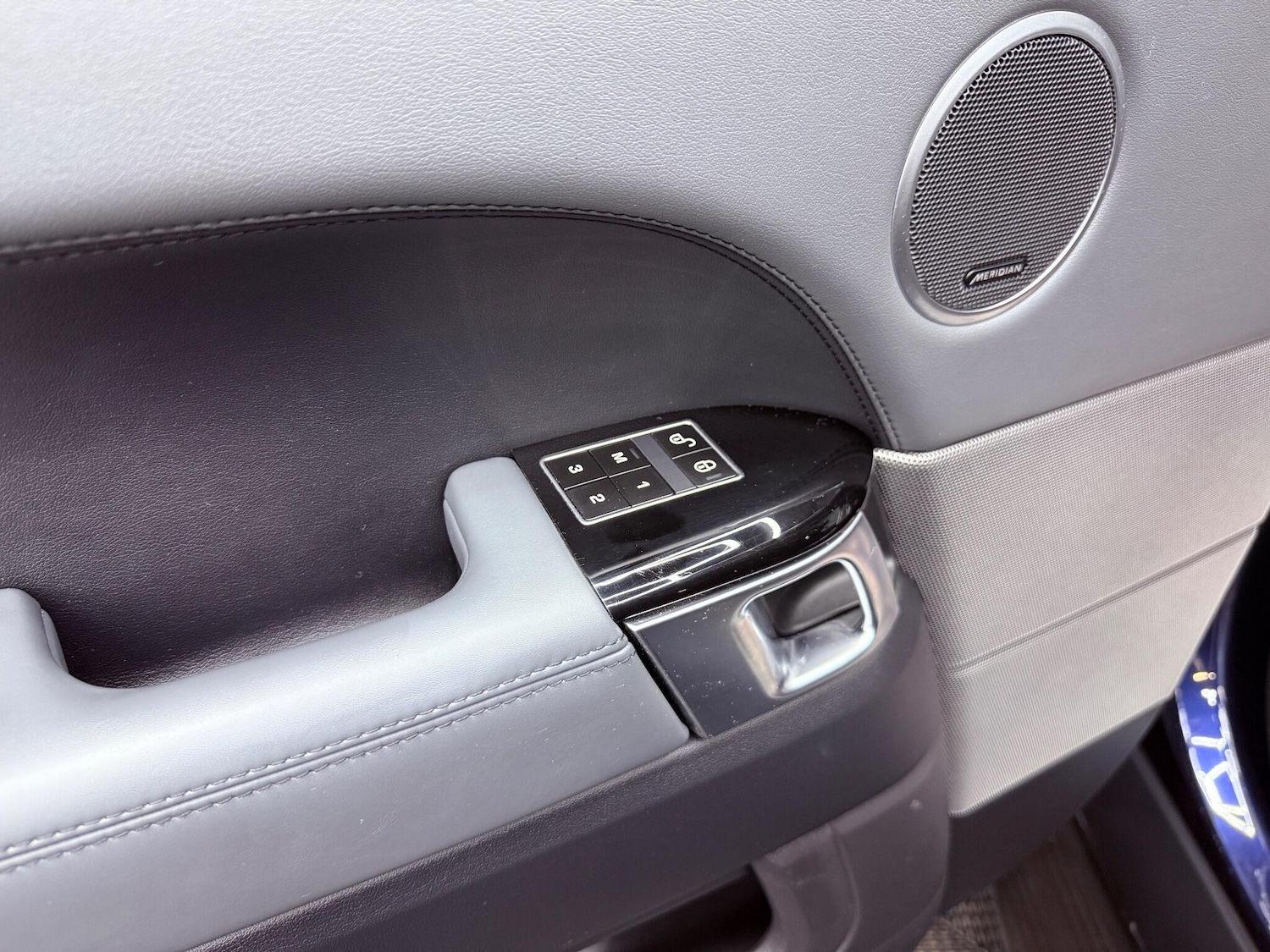 Used Land Rover Range Rover Sport 2015 for sale - 76765490: Photo 33