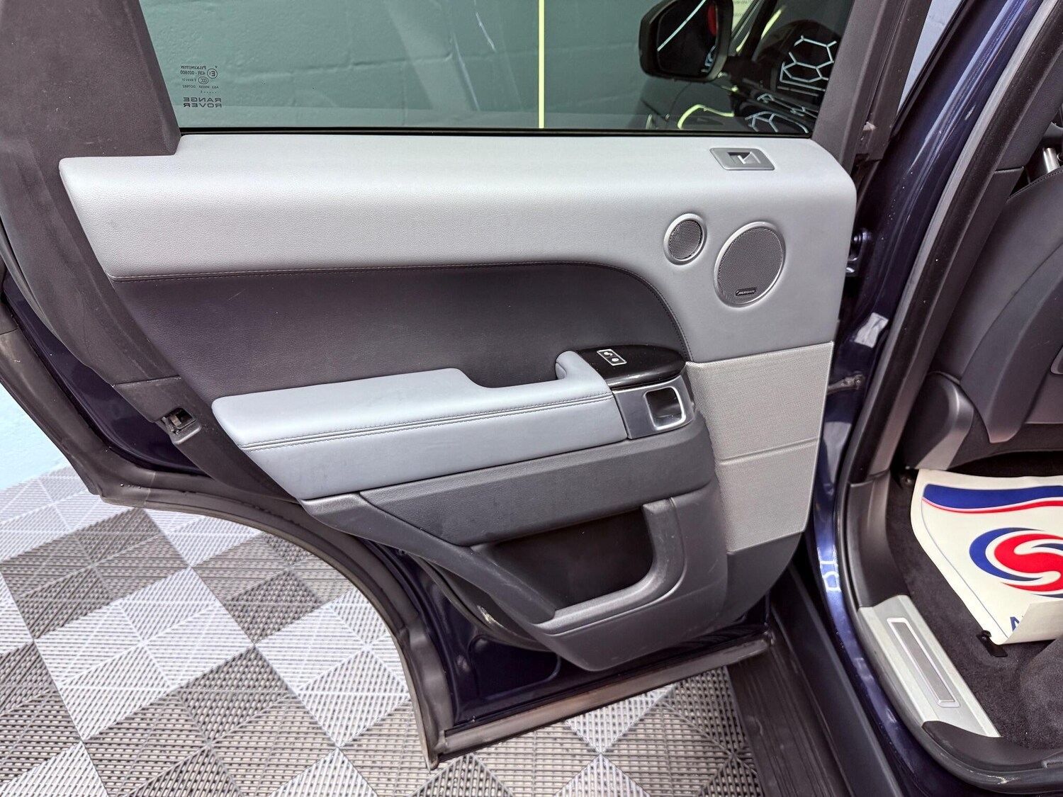 Used Land Rover Range Rover Sport 2015 for sale - 76765490: Photo 43