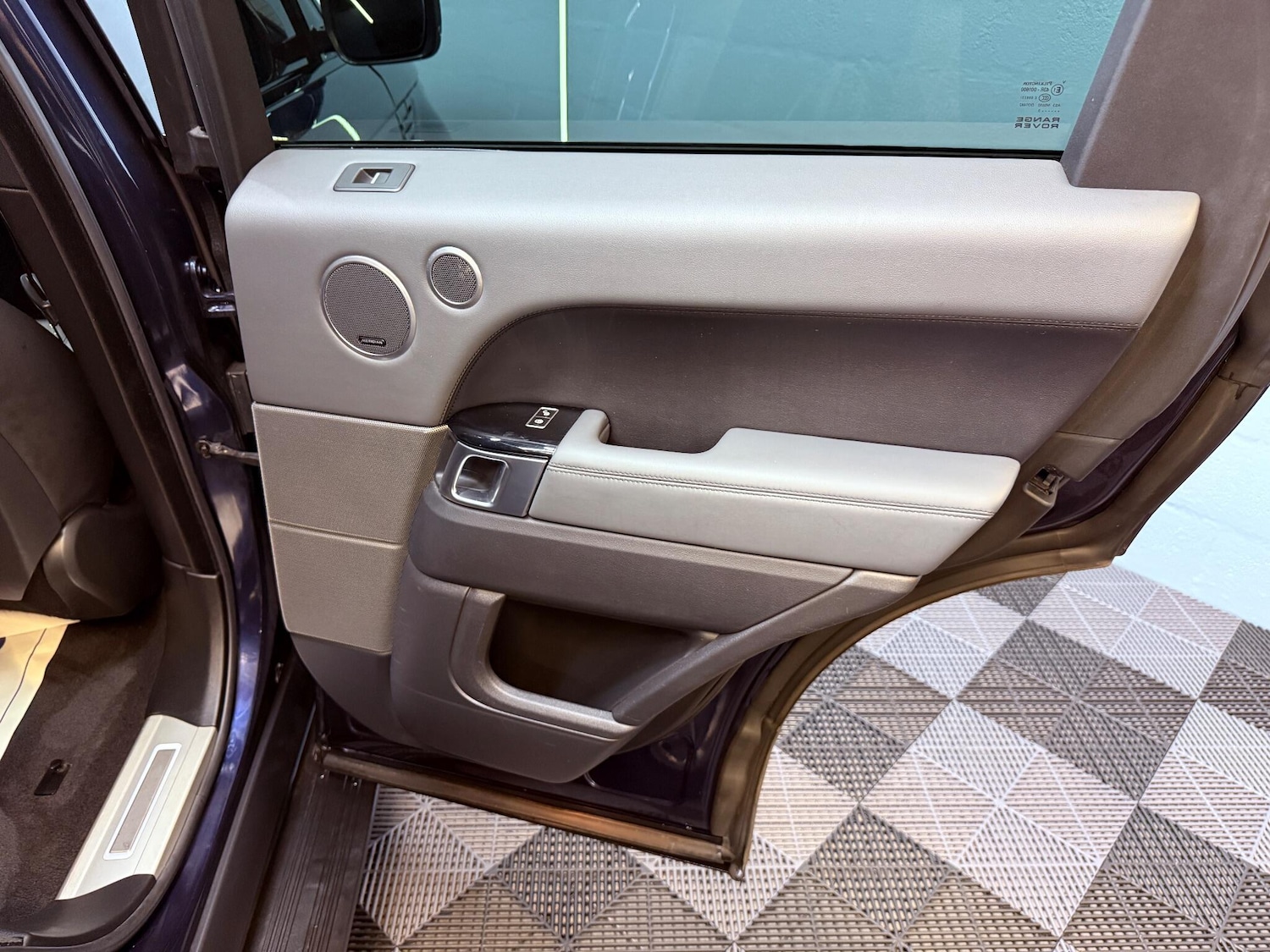 Used Land Rover Range Rover Sport 2015 for sale - 76765490: Photo 59