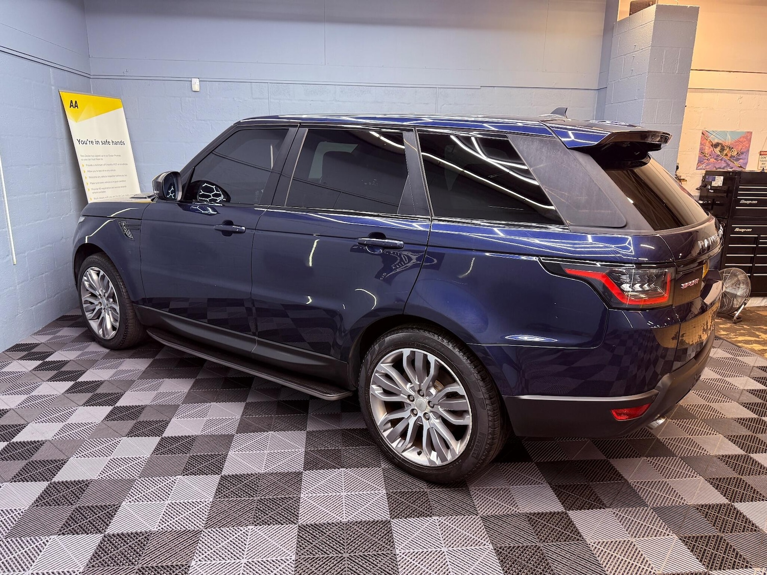 Used Land Rover Range Rover Sport 2015 for sale - 76765490: Photo 81