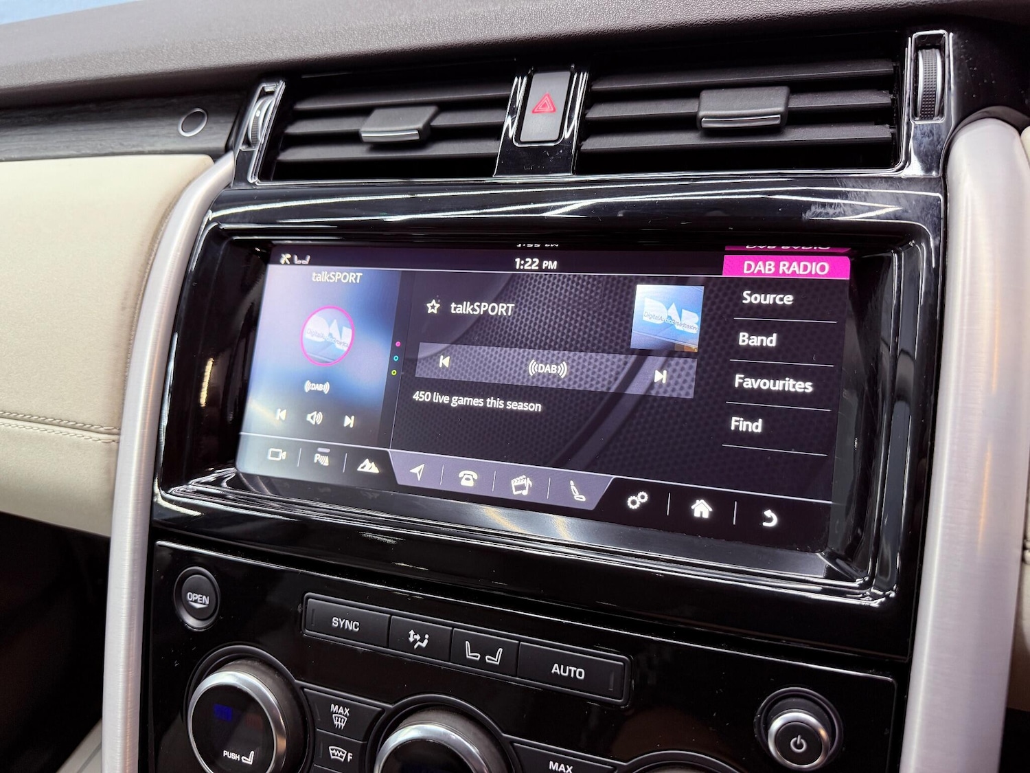 Used Land Rover Discovery 2017 for sale - 76975806: Photo 15