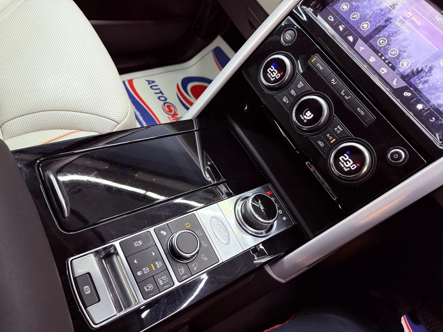 Used Land Rover Discovery 2017 for sale - 76975806: Photo 25