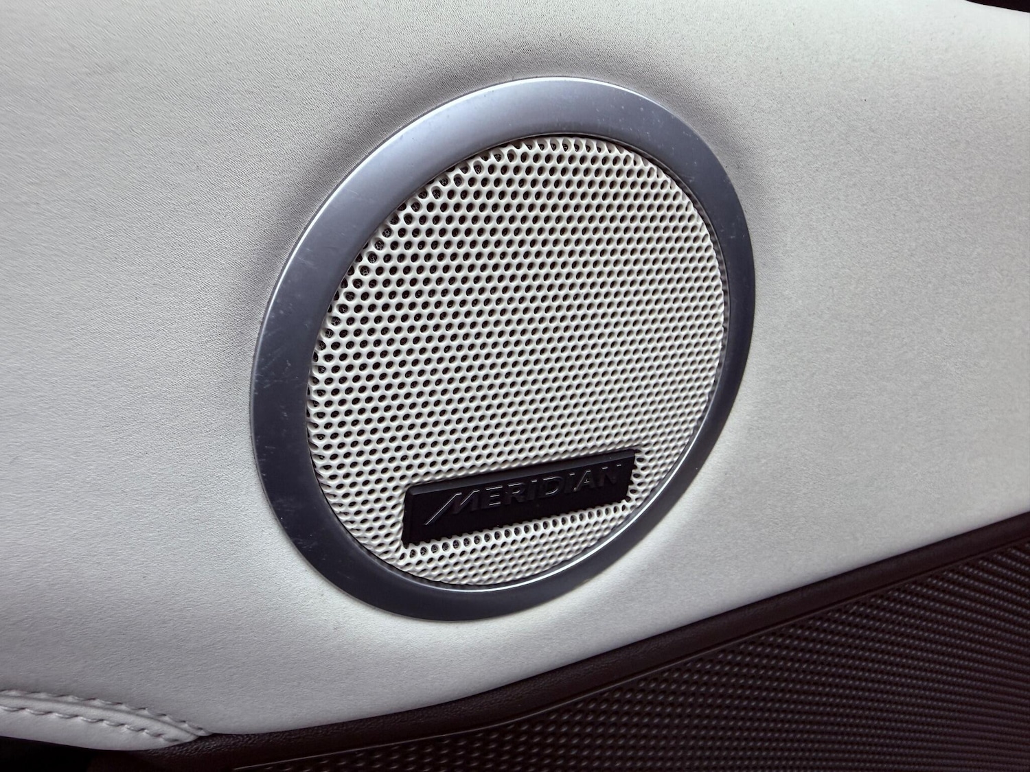 Used Land Rover Discovery 2017 for sale - 76975806: Photo 35