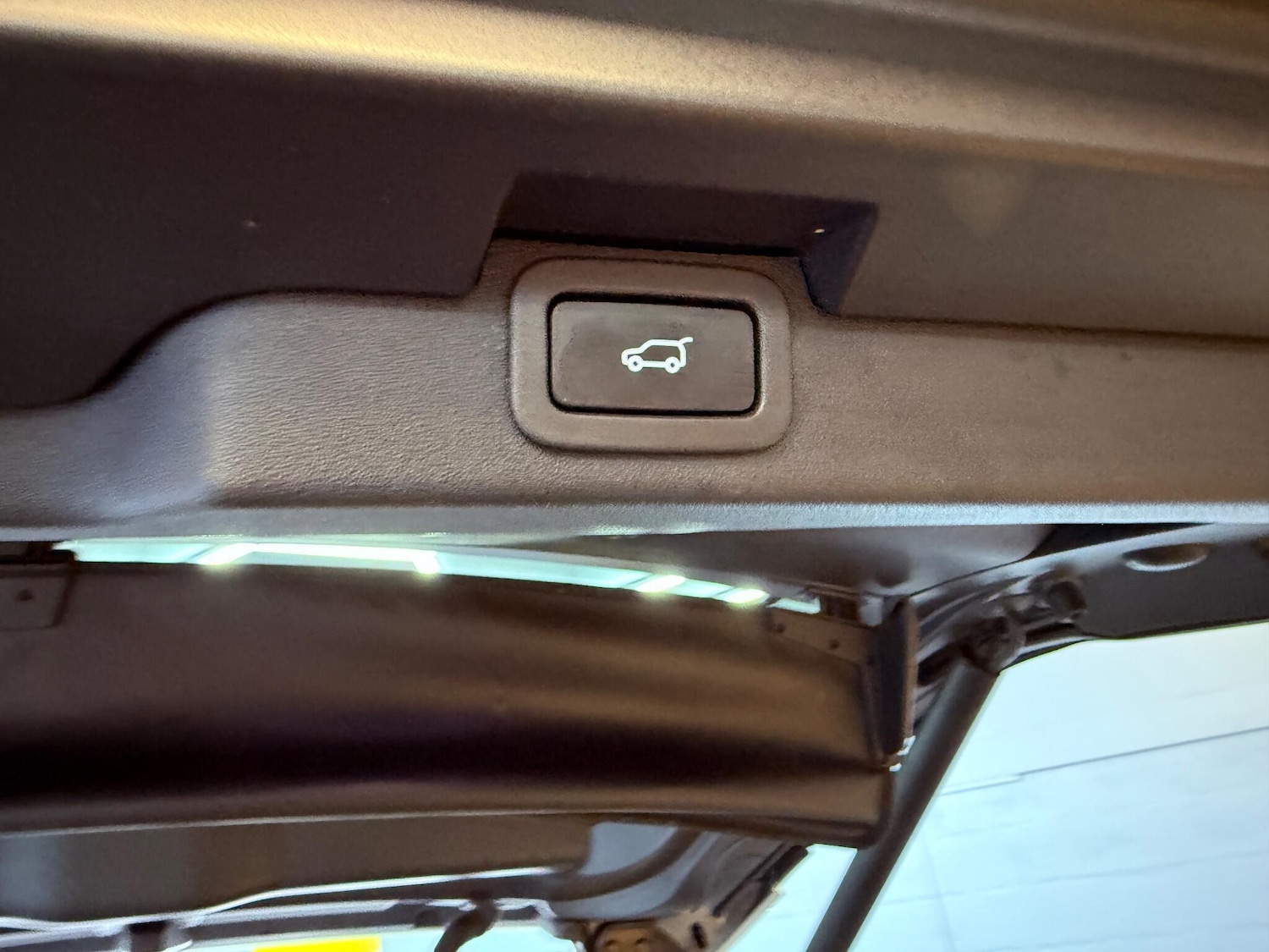 Used Land Rover Discovery 2017 for sale - 76975806: Photo 53