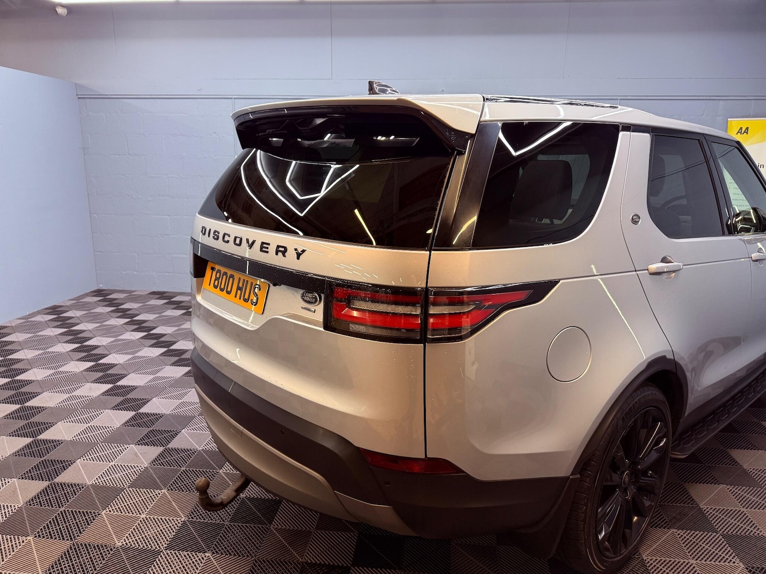 Used Land Rover Discovery 2017 for sale - 76975806: Photo 59