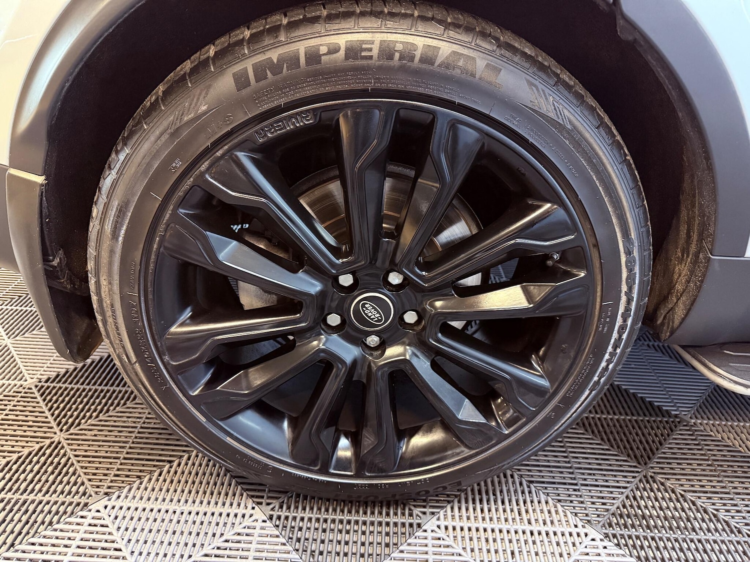 Used Land Rover Discovery 2017 for sale - 76975806: Photo 60