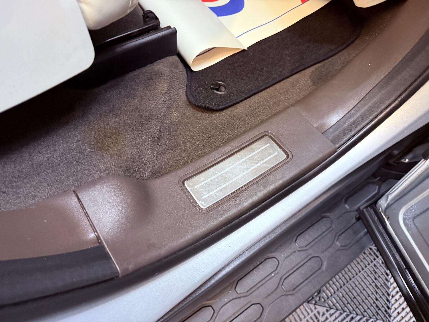 Used Land Rover Discovery 2017 for sale - 76975806: Photo 66