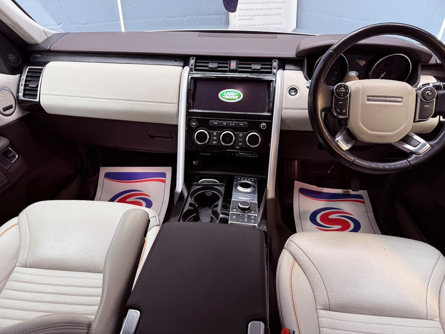 Used Land Rover Discovery 2017 for sale - 76975806: Photo 68