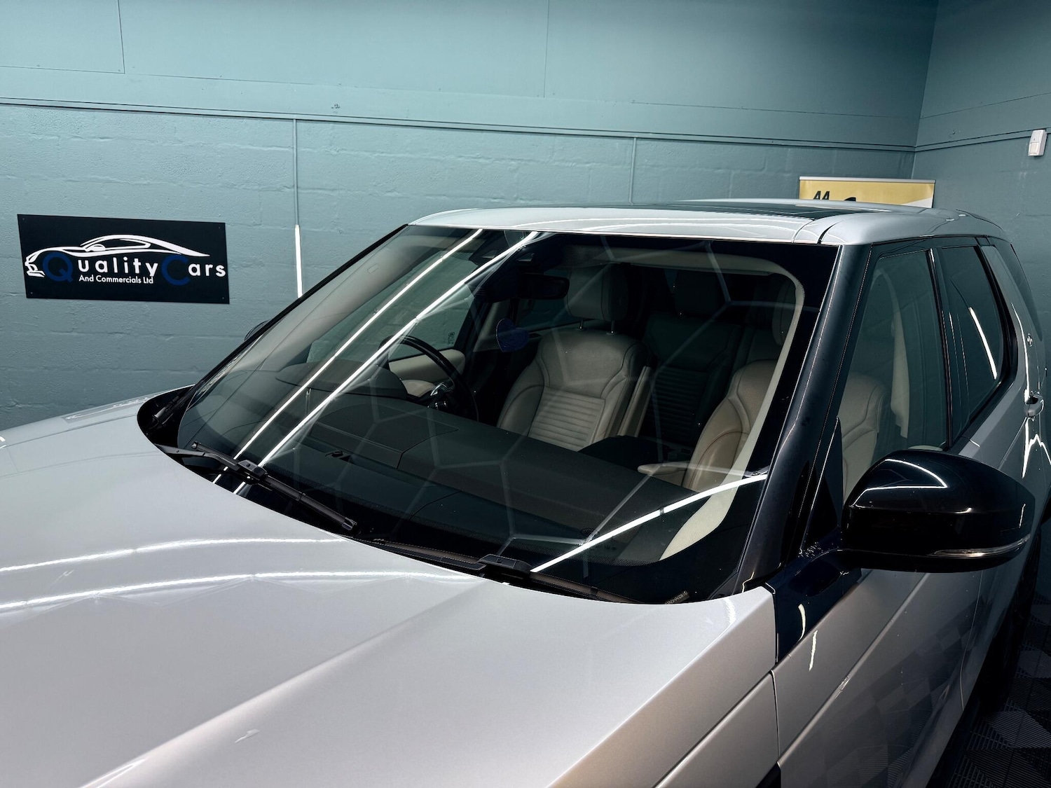 Used Land Rover Discovery 2017 for sale - 76975806: Photo 7