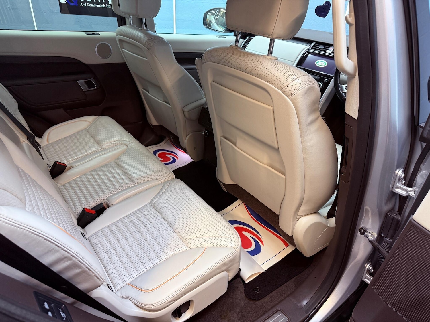 Used Land Rover Discovery 2017 for sale - 76975806: Photo 70