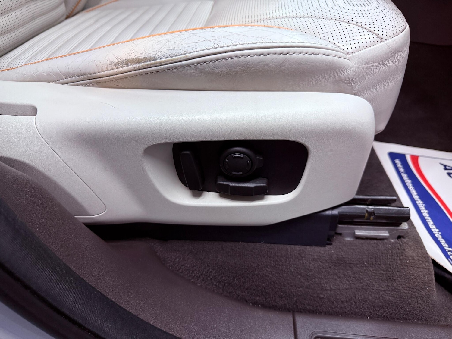 Used Land Rover Discovery 2017 for sale - 76975806: Photo 80