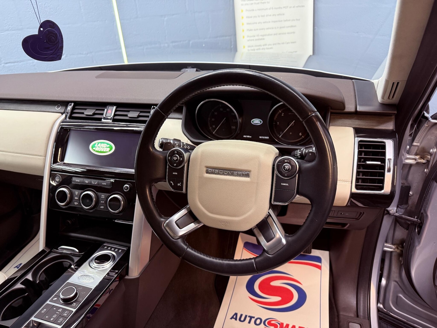 Used Land Rover Discovery 2017 for sale - 76975806: Photo 83