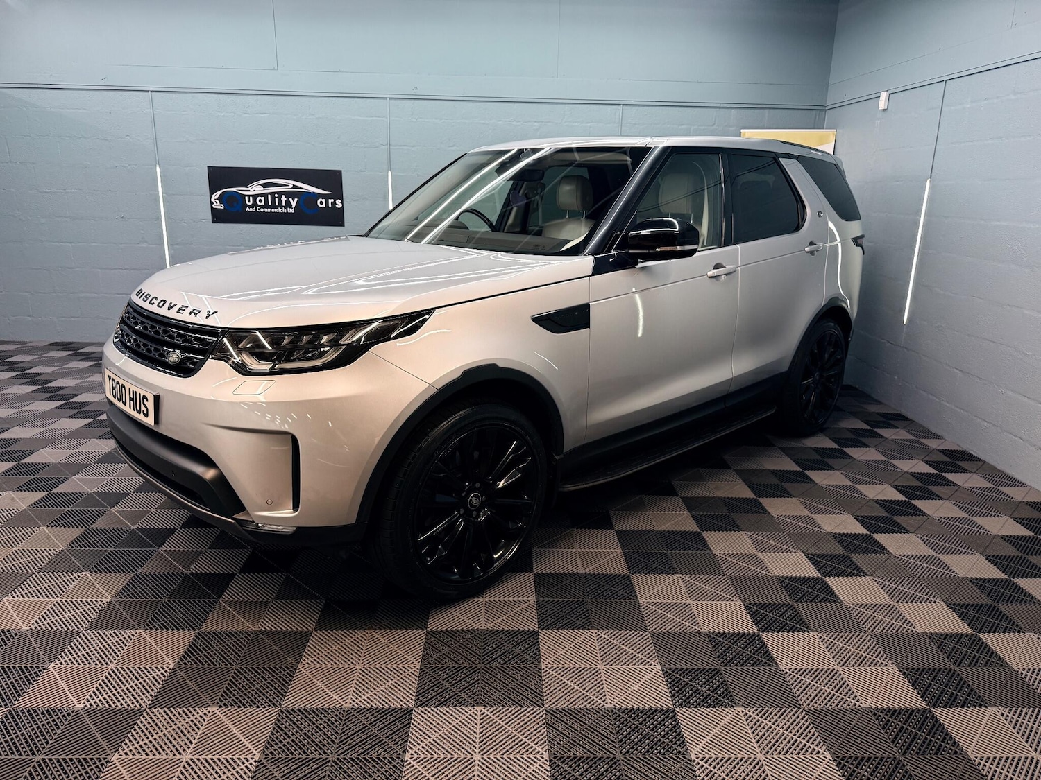 Used Land Rover Discovery 2017 for sale - 76975806: Photo 9