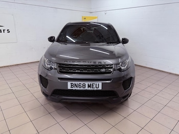 Used Land Rover Discovery Sport 2018 for sale - 76327209: Photo 3