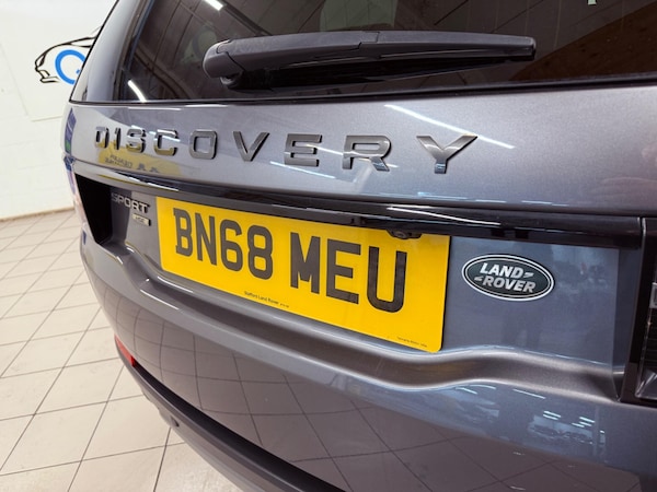 Used Land Rover Discovery Sport 2018 for sale - 76327209: Photo 9