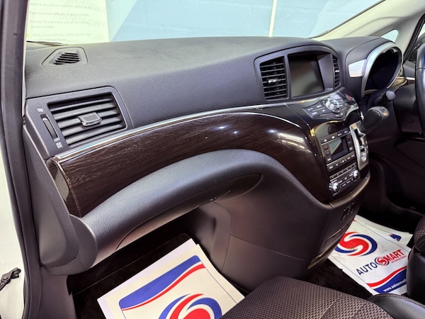Used Nissan Elgrand 2023 for sale - 76059947: Photo 23
