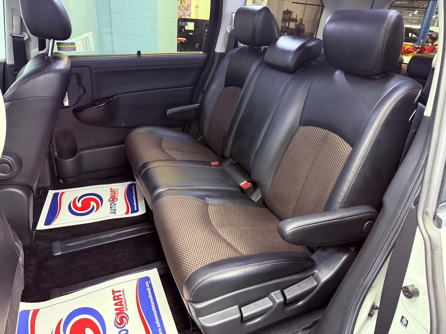 Used Nissan Elgrand 2023 for sale - 76059947: Photo 26