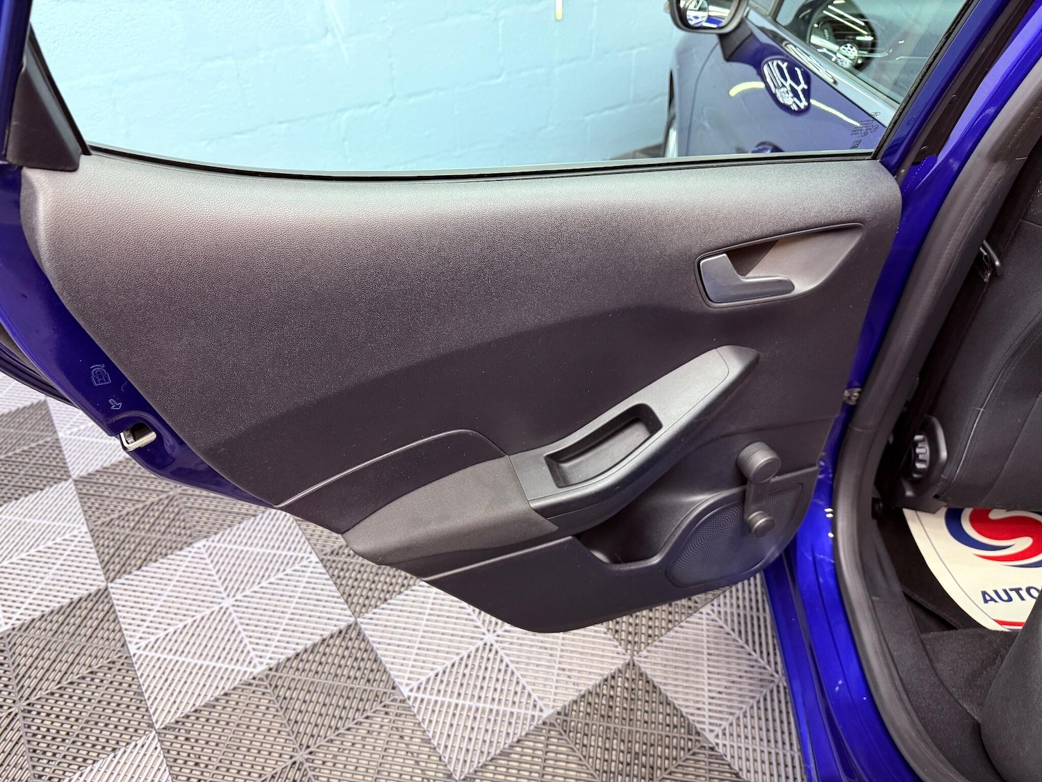 Used Ford Fiesta 2018 for sale - 76671636: Photo 31