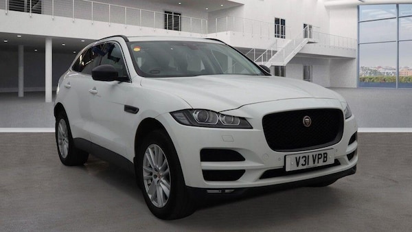 Used Jaguar F-Pace 2017 for sale - 76226295: Photo 2