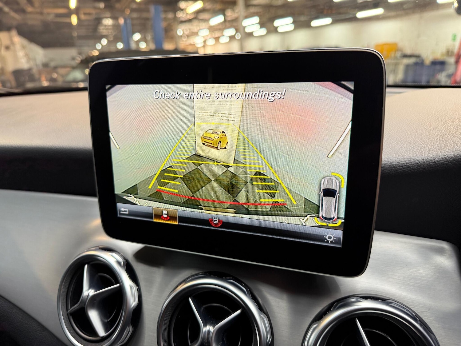 Used Mercedes-Benz GLA 2018 for sale - 76780640: Photo 11