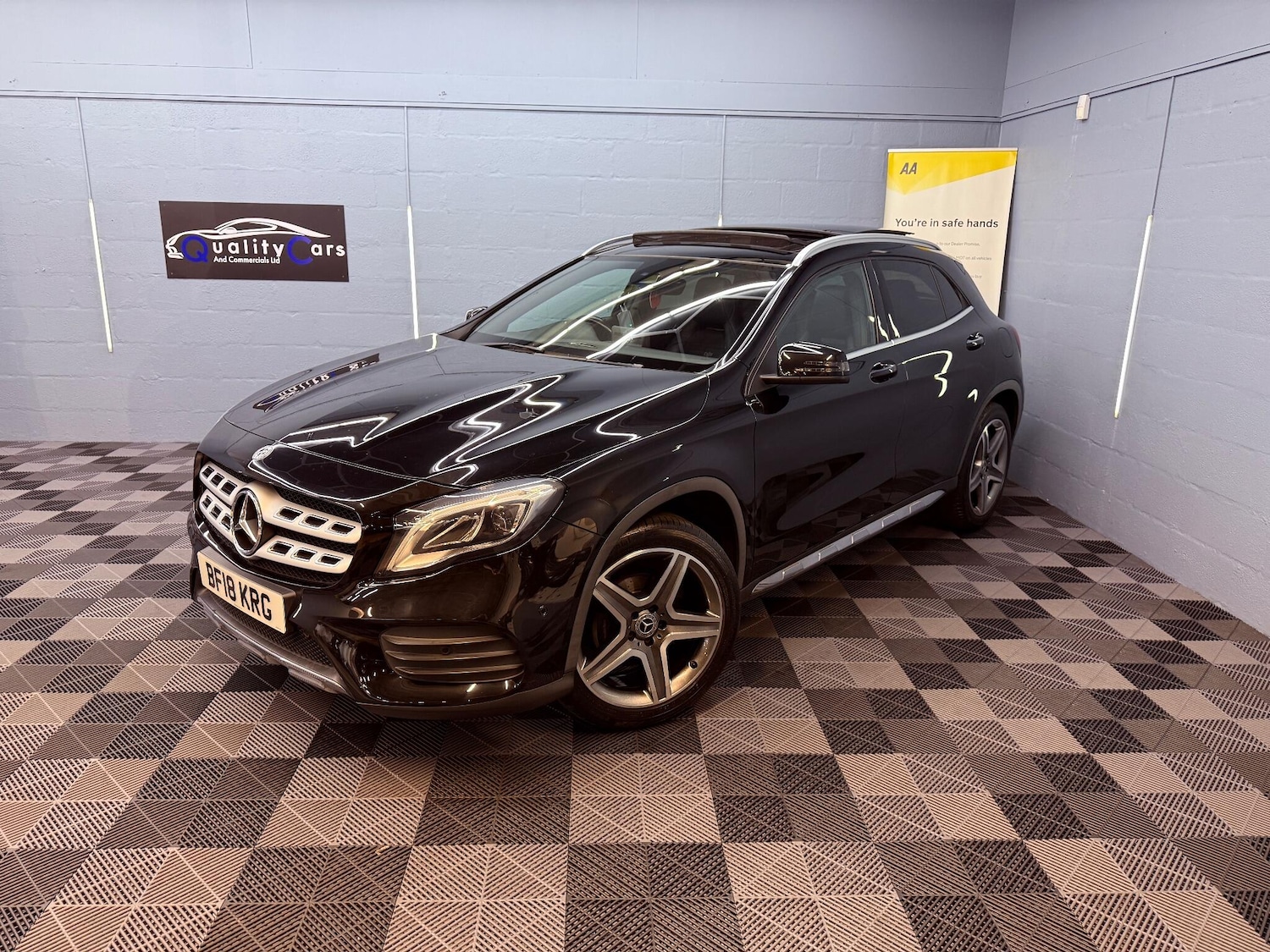 Used Mercedes-Benz GLA 2018 for sale - 76780640: Photo 2