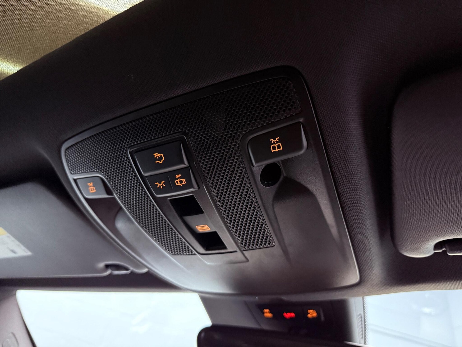 Used Mercedes-Benz GLA 2018 for sale - 76780640: Photo 20