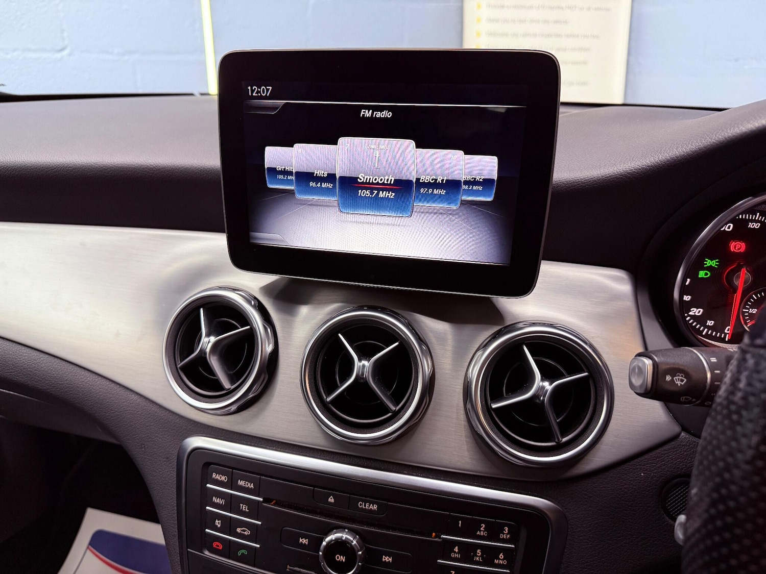 Used Mercedes-Benz GLA 2018 for sale - 76780640: Photo 23