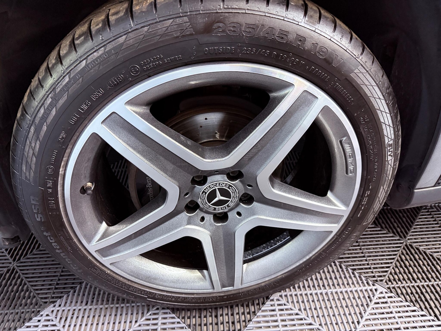 Used Mercedes-Benz GLA 2018 for sale - 76780640: Photo 32