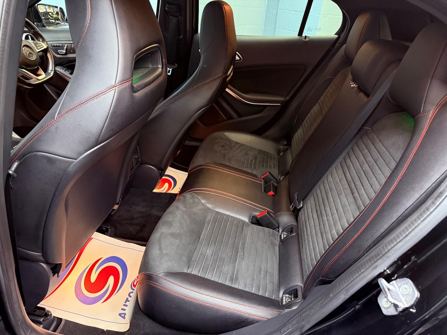 Used Mercedes-Benz GLA 2018 for sale - 76780640: Photo 42