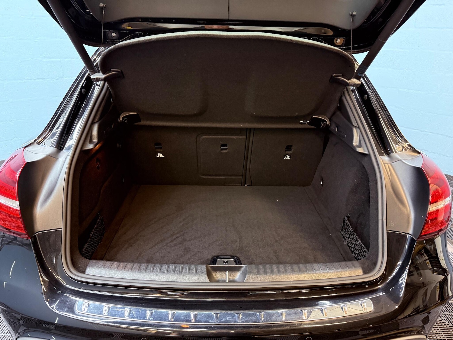 Used Mercedes-Benz GLA 2018 for sale - 76780640: Photo 46