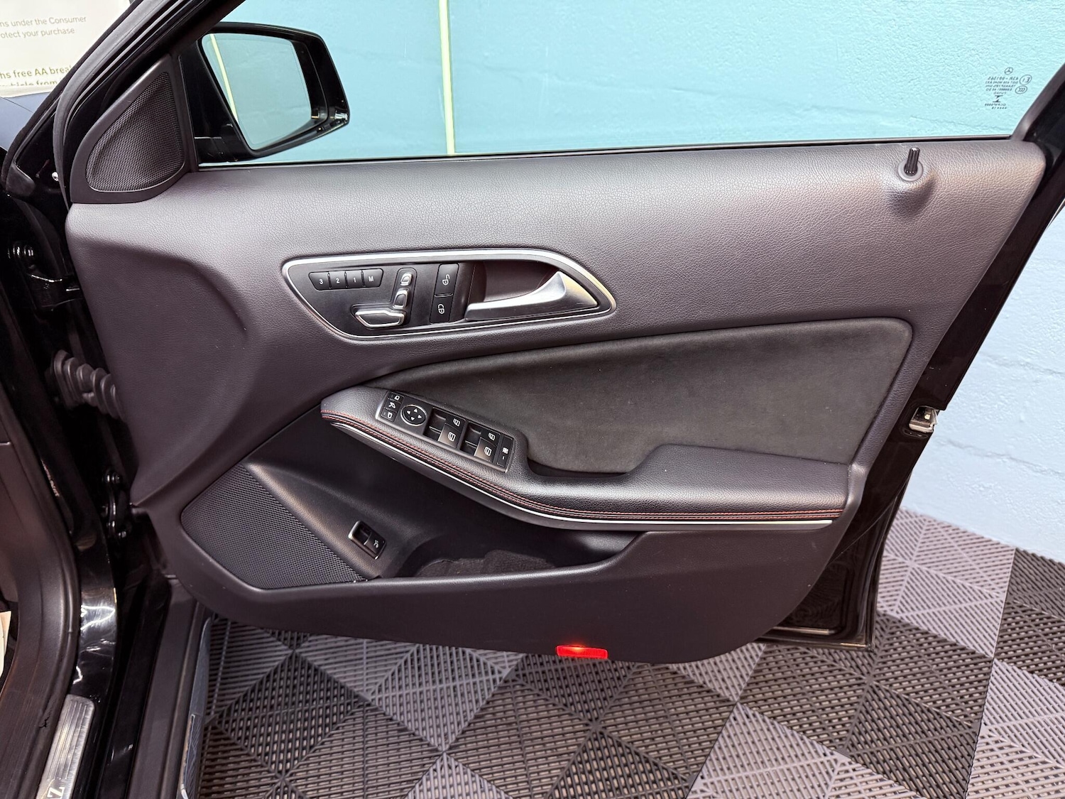 Used Mercedes-Benz GLA 2018 for sale - 76780640: Photo 63