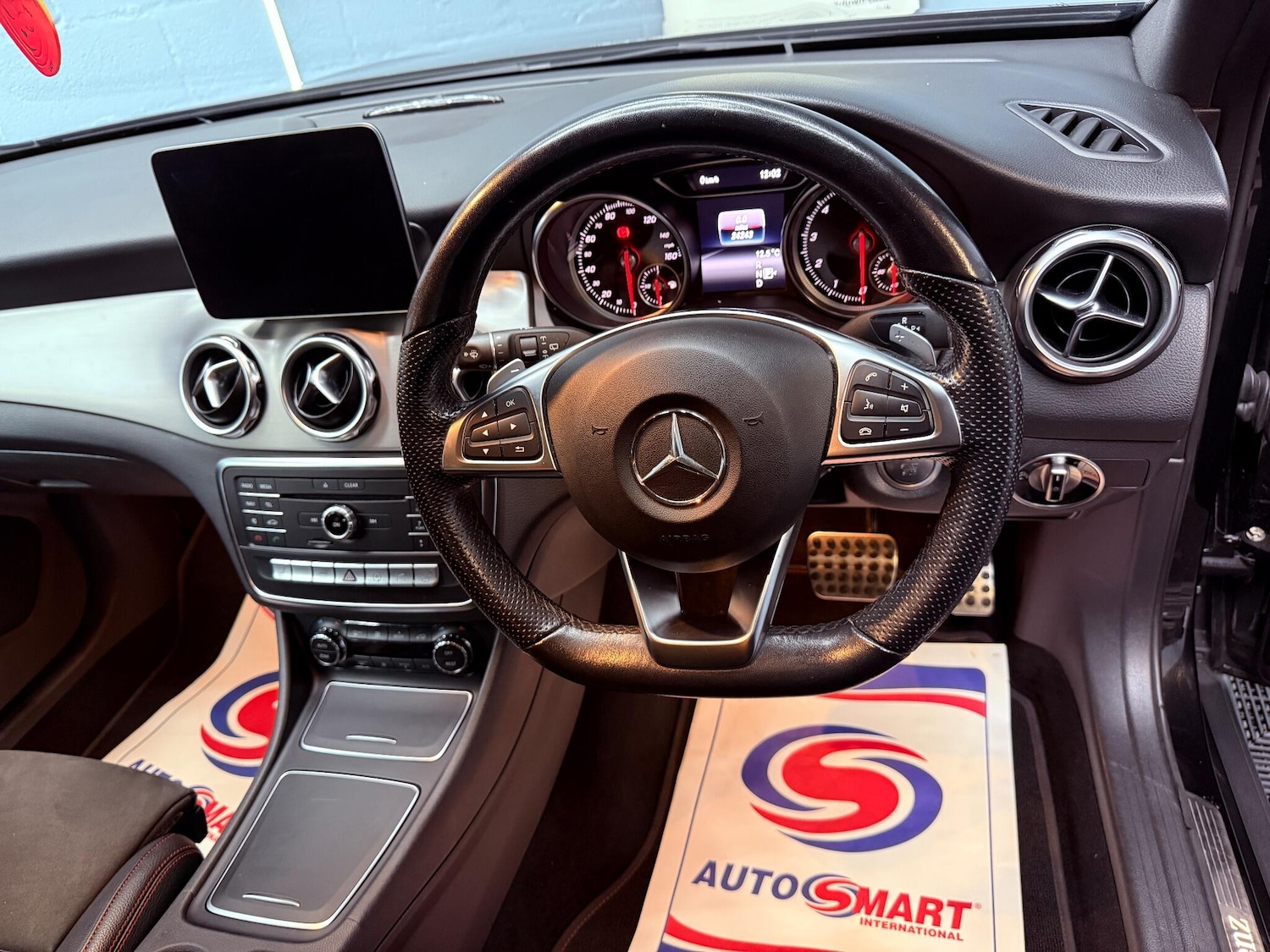 Used Mercedes-Benz GLA 2018 for sale - 76780640: Photo 66