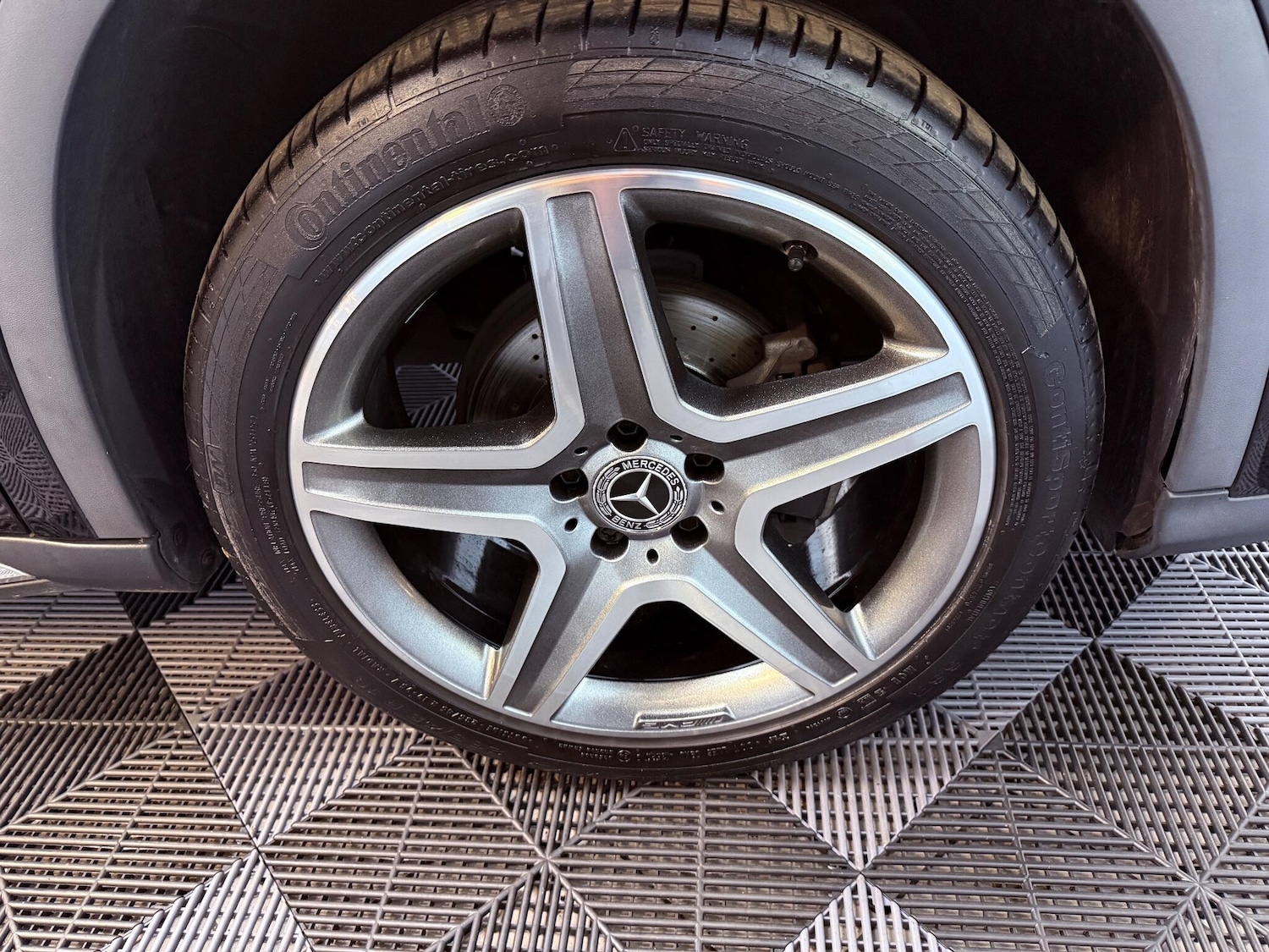 Used Mercedes-Benz GLA 2018 for sale - 76780640: Photo 68