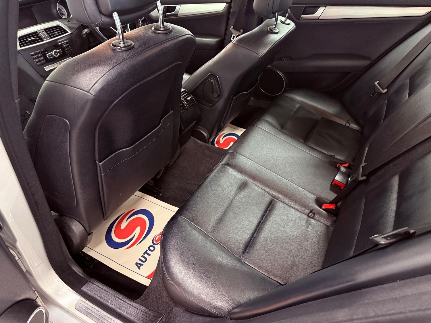 Used Mercedes-Benz C Class 2012 for sale - 76990690: Photo 17