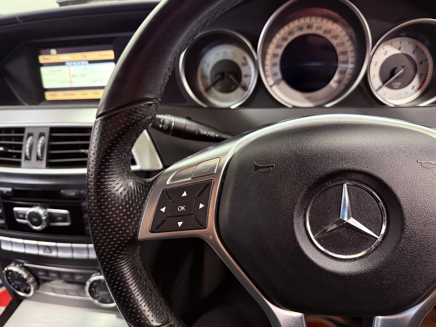 Used Mercedes-Benz C Class 2012 for sale - 76990690: Photo 33